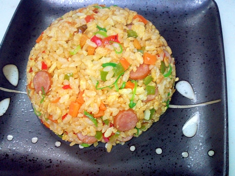 子供ががっつく!パラパラなウインナーのチャーハン